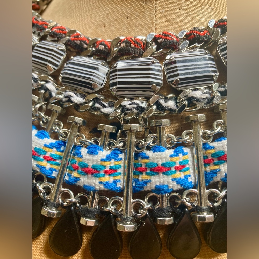 Fabulous Statement Necklace! - image 2